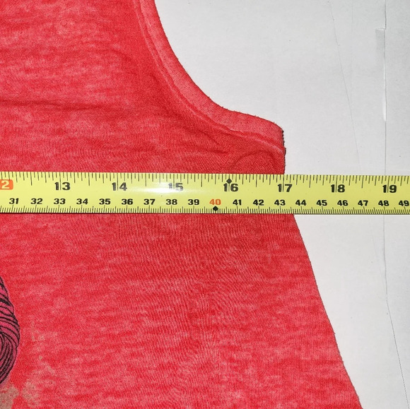 Disney Alice Through the Looking Glass Limited Edition Red Queen Tank Size Med - Picture 2 of 7